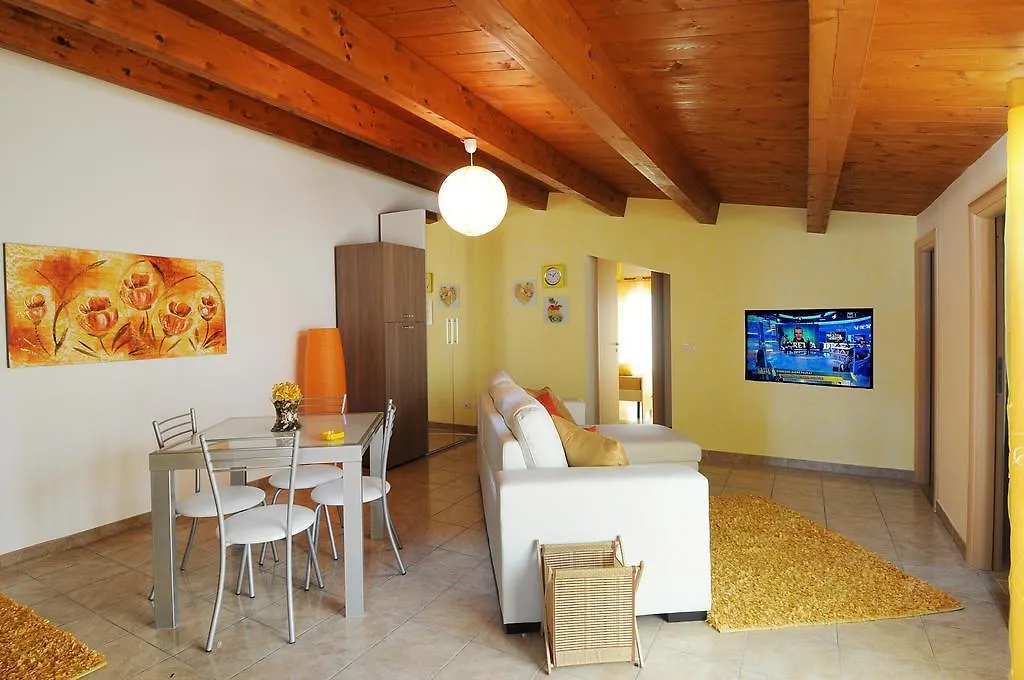 Cocorito Apartments Punta Secca Holiday home