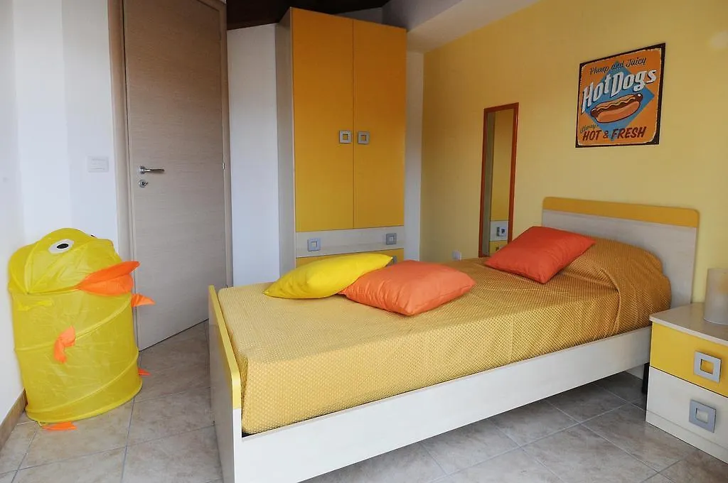 Holiday home Cocorito Apartments Punta Secca Italy