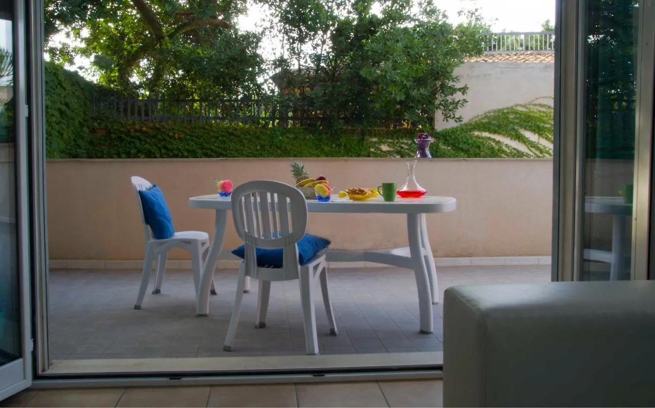 Holiday home Cocorito Apartments Punta Secca Italy